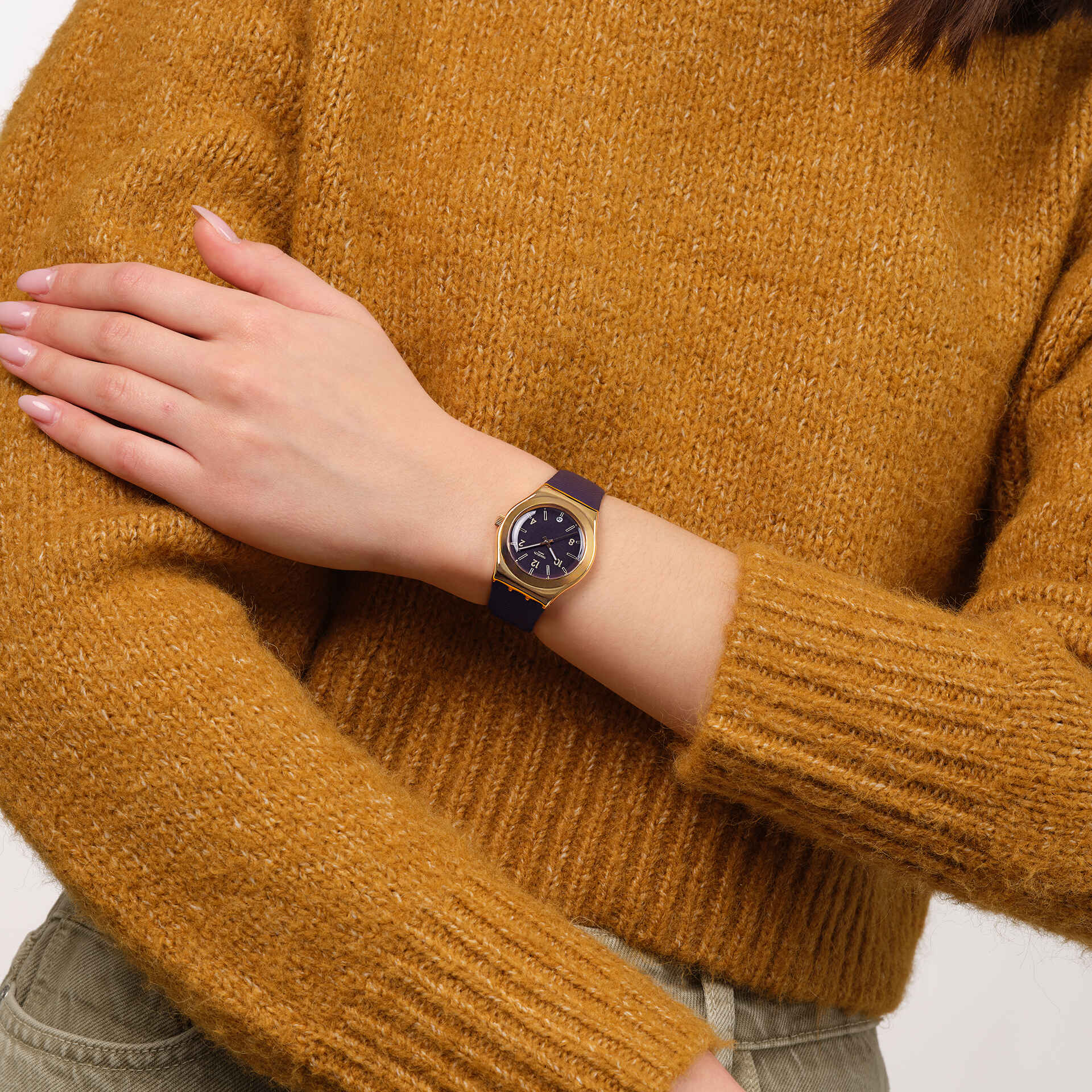 "HEART OF BURGUNDY" Gallery Image #1